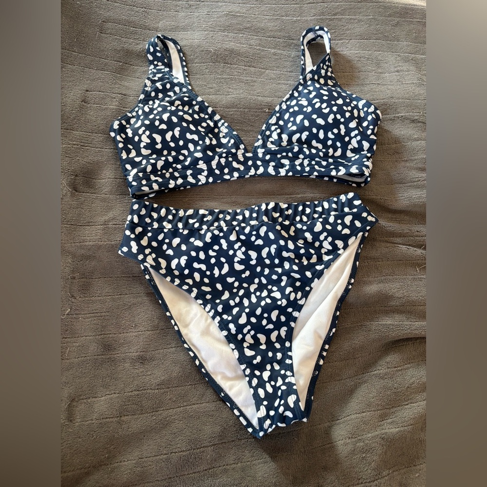 SHEIN navy and white swimsuit set. Size L